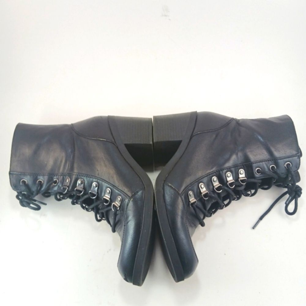 By Guess Block Heel Combat Boot Lace Up/Zip Up Black Faux Leather Women 9M. - Picture 10 of 11
